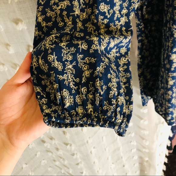 💖Scoop Neck Blouse - Picture 5 of 8